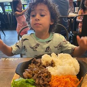 Meet your Posher, Adrian